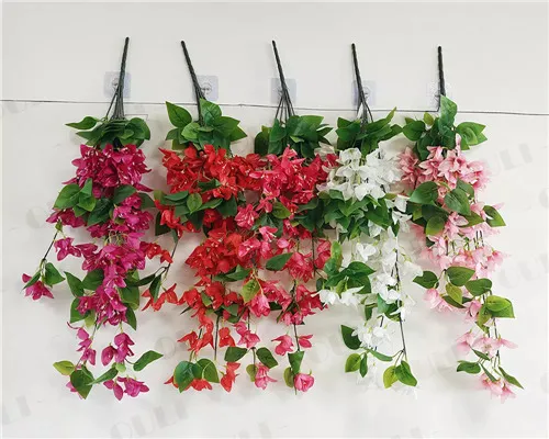 Hvordan vælger jeg de rigtige kunstige blomster til din butik?