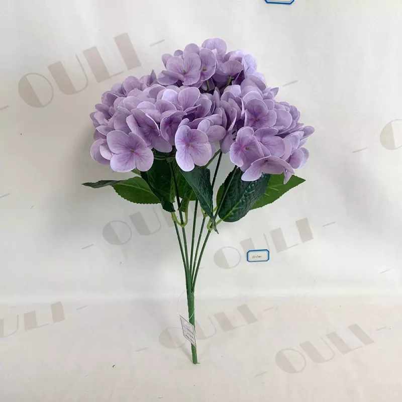Komplet guide til kunstig blomsterfarvning: Materialer, teknikker og omkostningskontrol