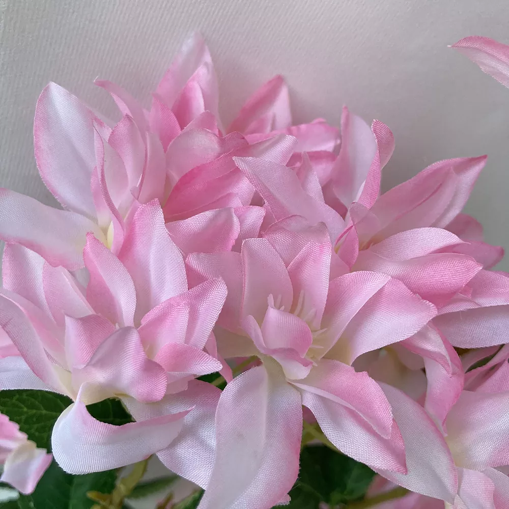 Kunstig kirsebærblomstergrene