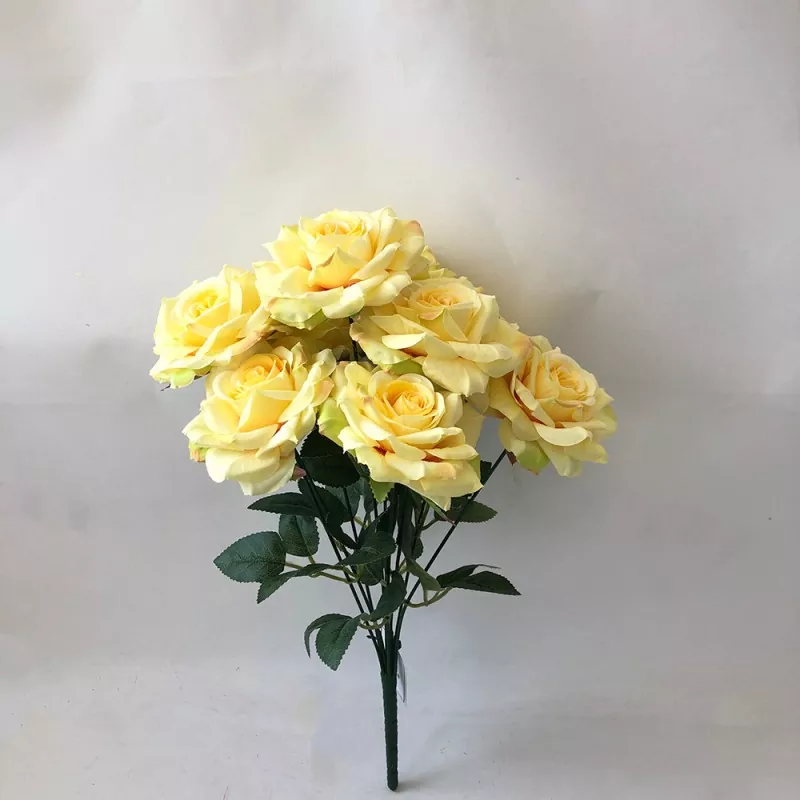 Kunstig rosebuket
